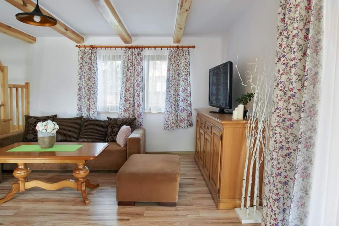 Sosnowy Domek Краснобруд Екстер'єр фото